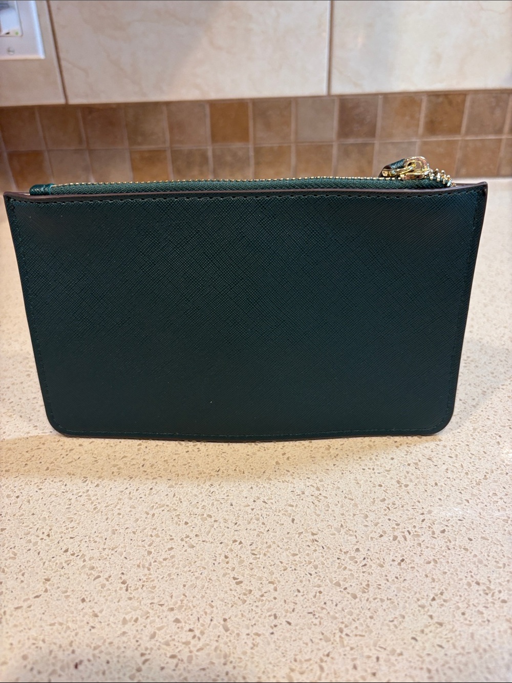 kate spade Forest Green Saffiano Leather Wristlet Like New! - Picture 4 of 5